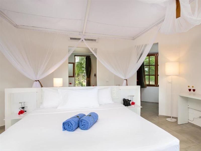 Baobab Beach Resort Nungwi Buitenkant foto