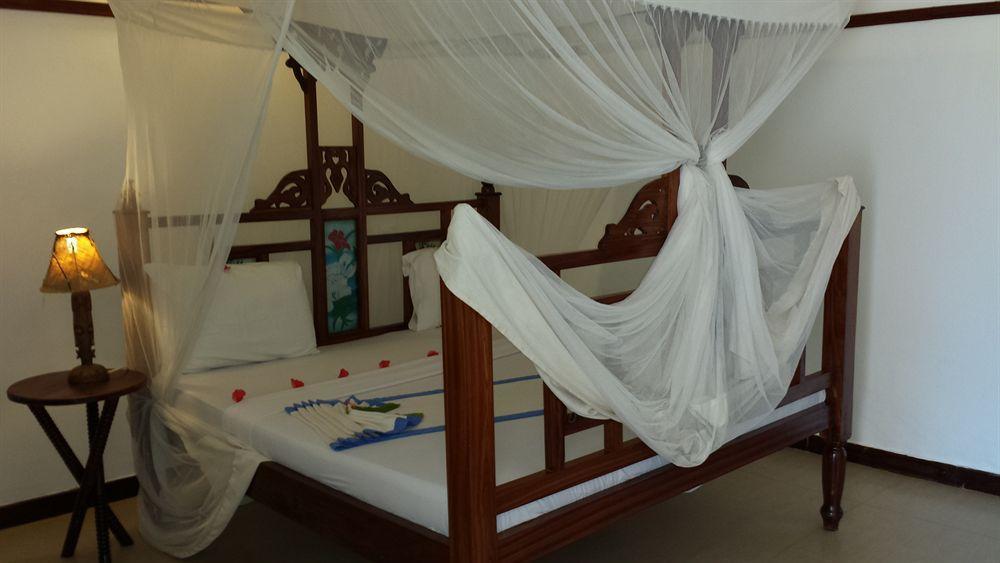 Baobab Beach Resort Nungwi Buitenkant foto